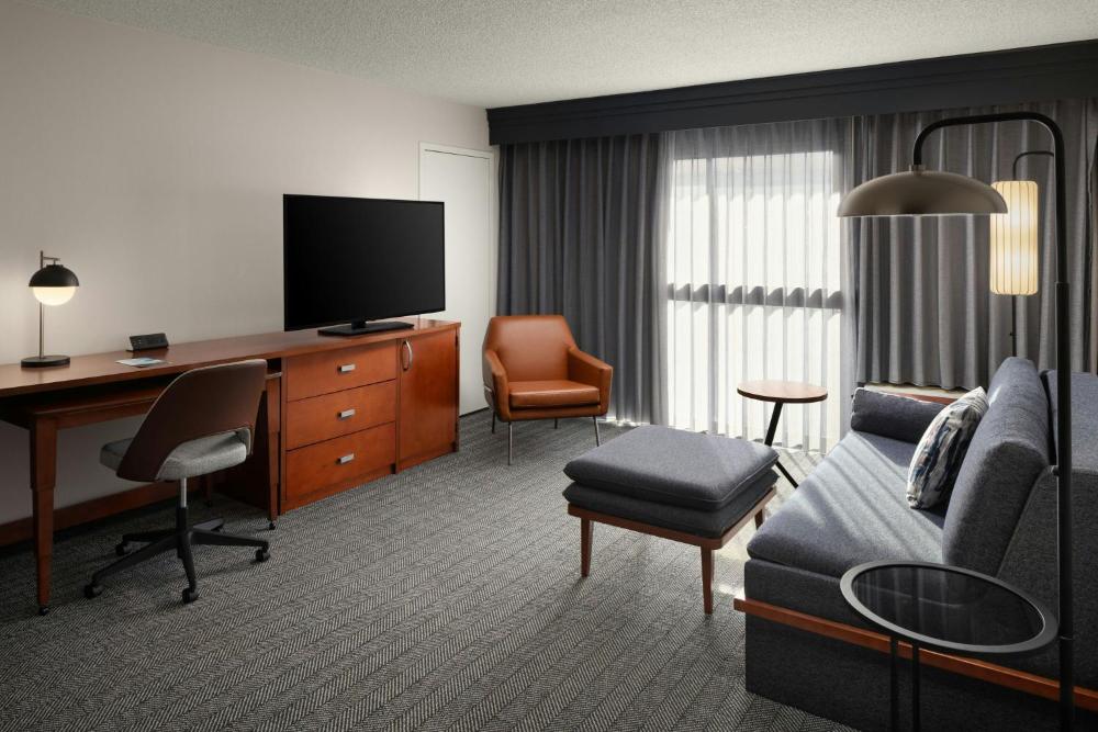 King Suite with Sofa Bed interior